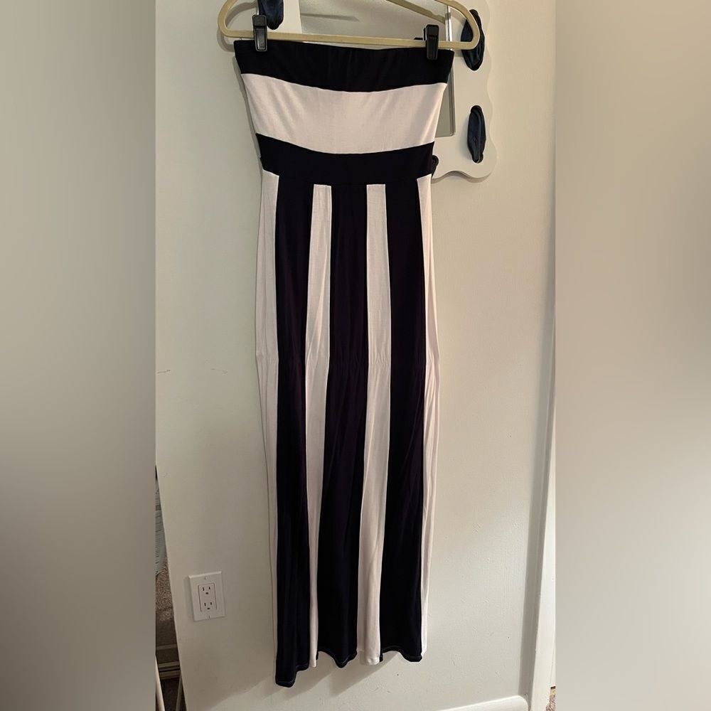 Charming Charlie Strapless Dress 